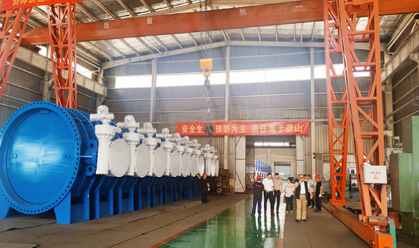 Chengdu Twelve Hours Culture Communication Co., Ltd. factory production line